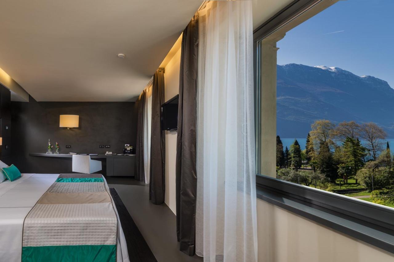 Lido Palace - The Leading Hotels Of The World Riva del Garda Exterior foto